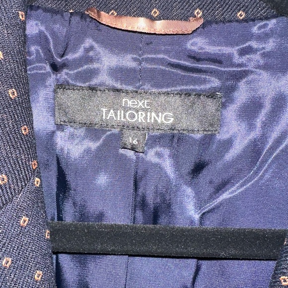 Beautiful women’s blazer - Picture 5 of 8